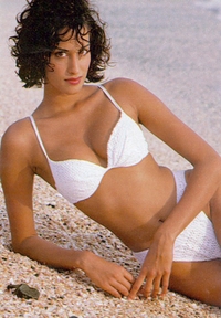Sexy Yasmeen Ghauri