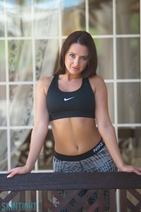 Gina Barrett pulls down Nike leggings