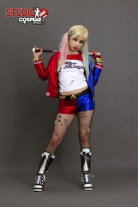 Stacy Cosplaying Harley Quinn