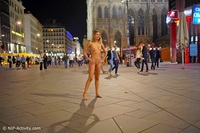 Catia's nude nightwalk
