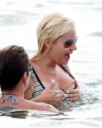 Elisha Cuthbert