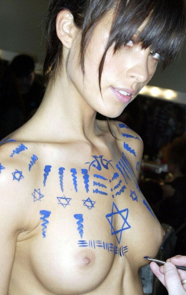 Painted Petra Nemcova