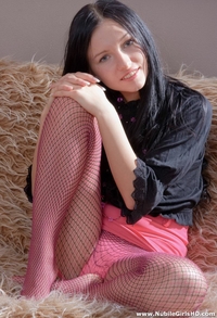 Horny babe in mesh stocking enjoys anal