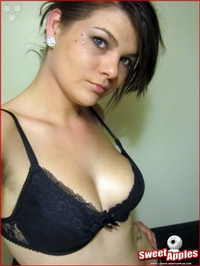Tammy taking selfshots