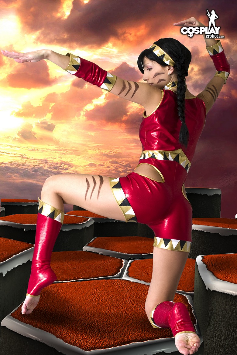 Cosplay babe Buki
