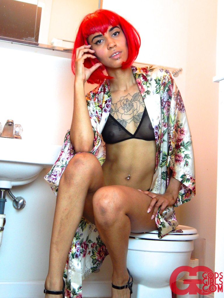 Ravyn Redlined