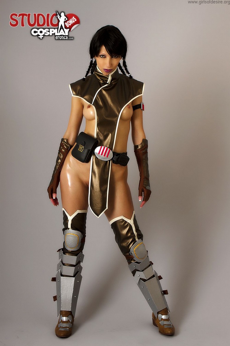 Angela cosplaying in Star Wars