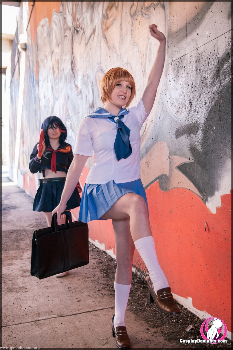 Foxy & Usatame in Threads of Attraction