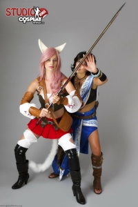 Marylin & Angela cosplaying FFXIII