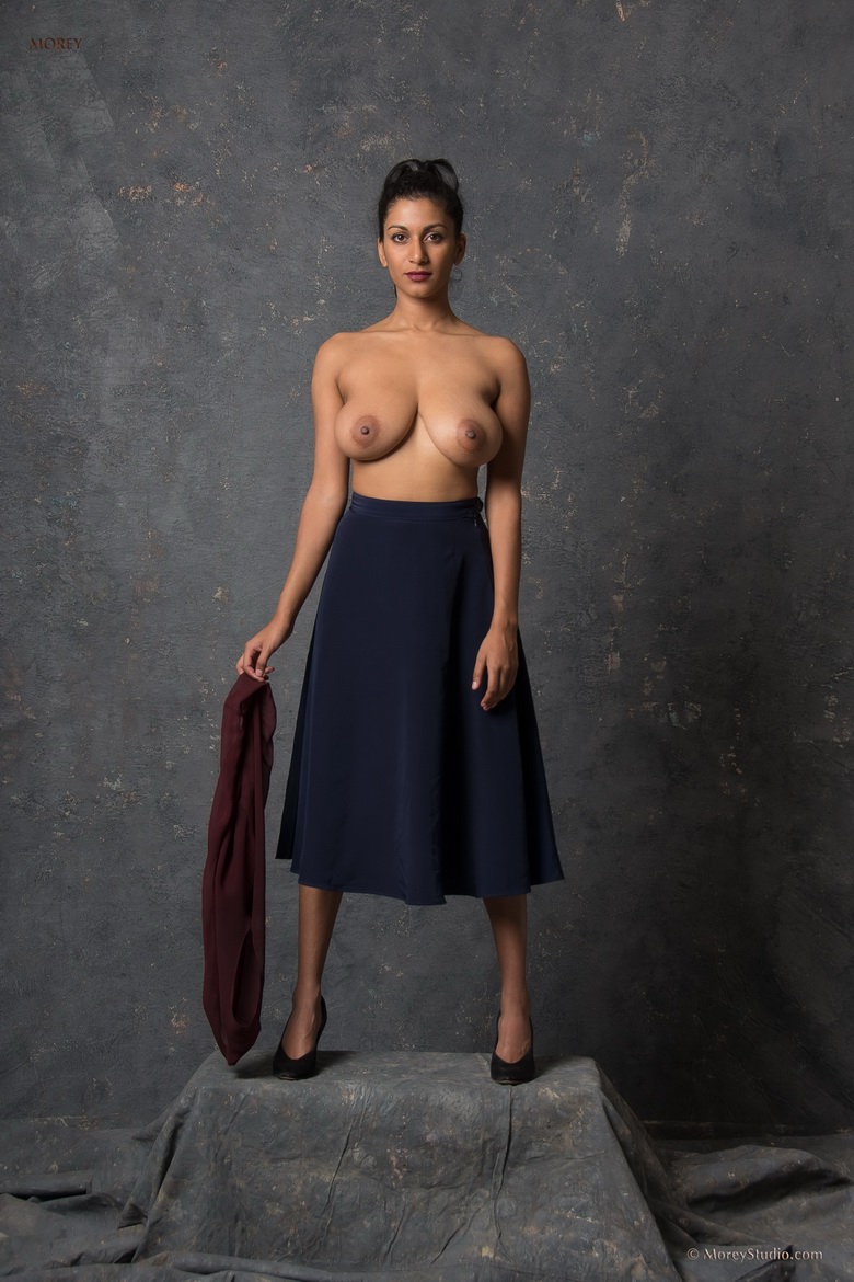 Sabine in a blue skirt