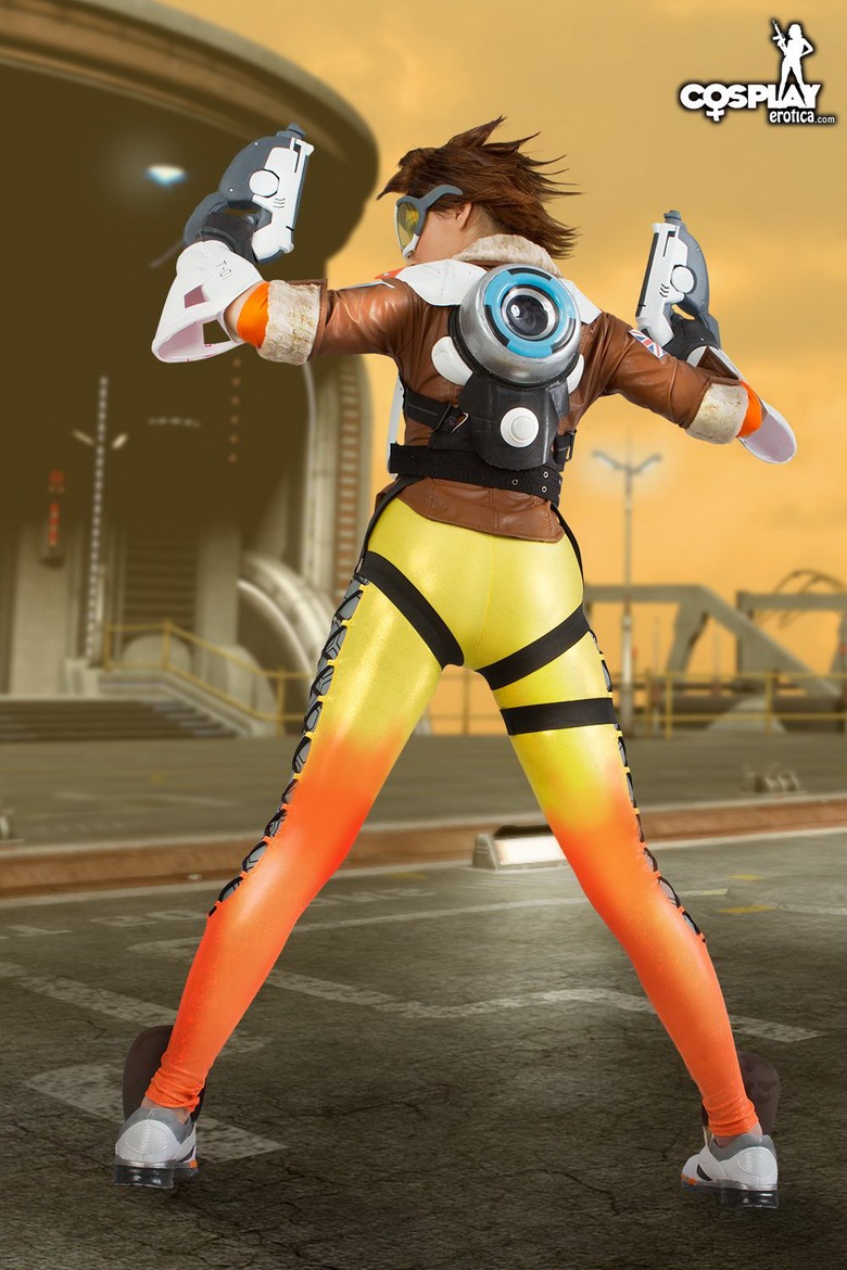 Stacy Cosplaying Teleportation