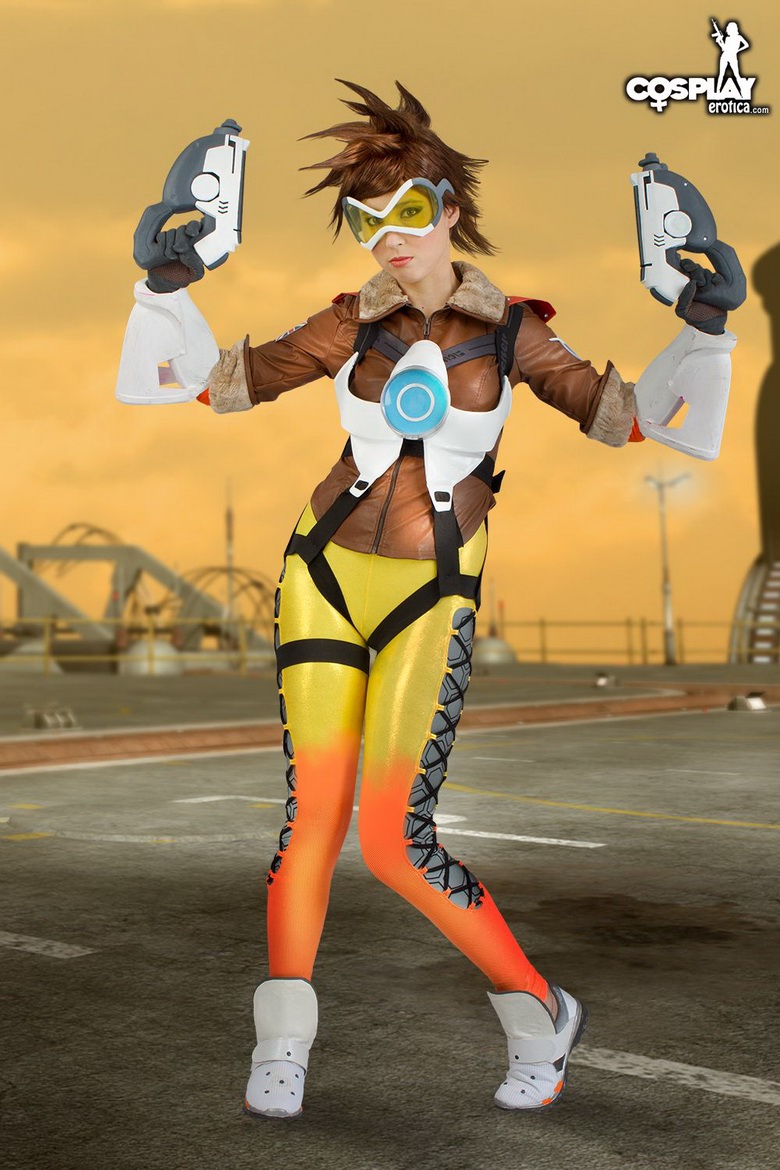 Stacy Cosplaying Teleportation