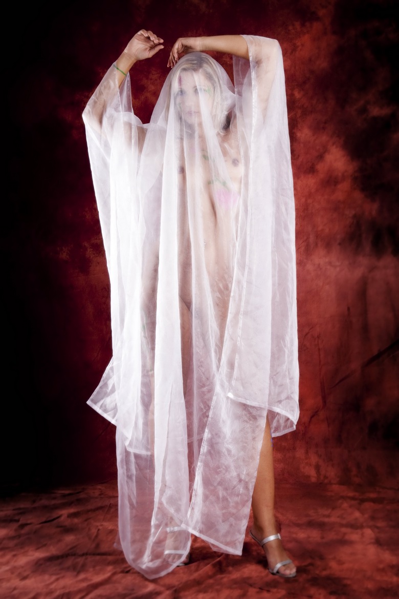 Jenniuva in The Mysterious Cloth