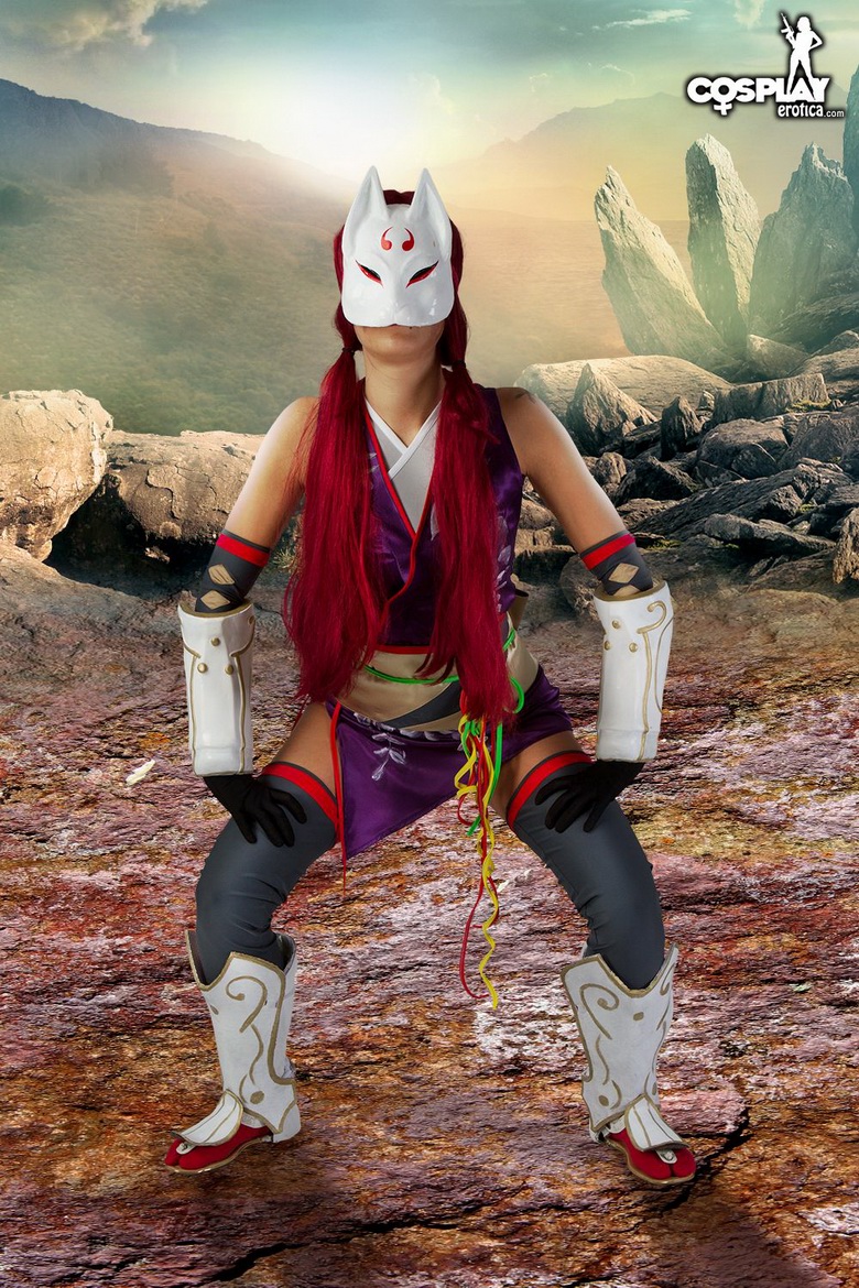 Devorah Cosplaying Special Ninjutsu
