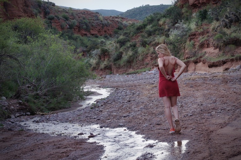 Candice in Desolate