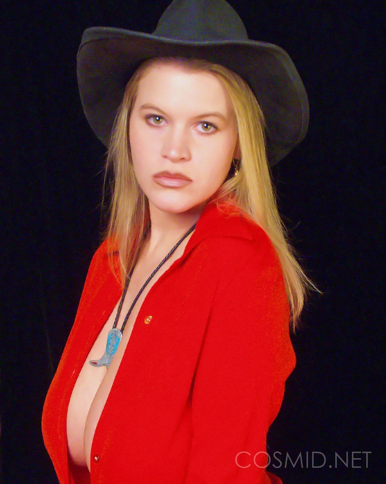 Taryn in a nice black hat