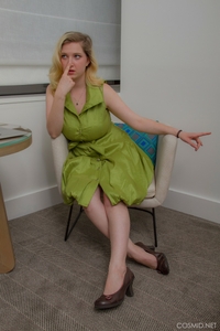 Mim Turner drops green dress