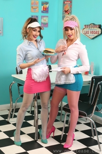Soda Pop Girls Tillie & Rachelle