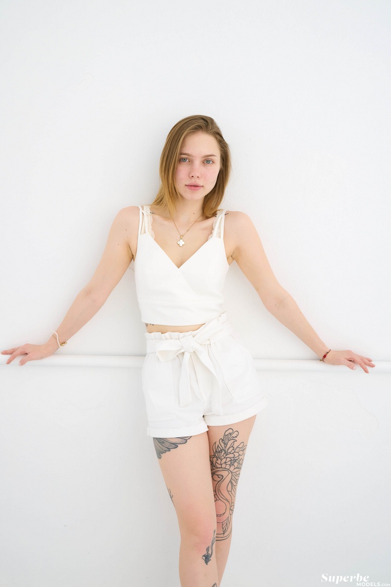 Tattooed Scarlet Hansen