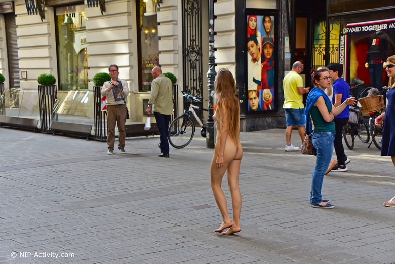 Ania from Italy loves naked