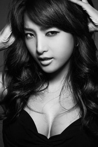 Bac Hyori Lee
